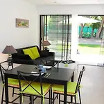 Apartamento La Roméo, Piscine Et
