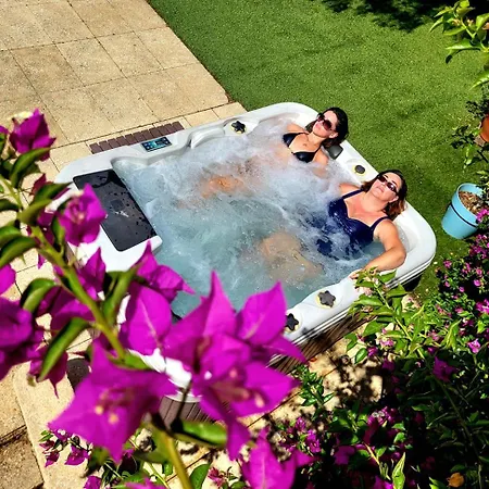 Апартаменты La Romeo, Piscine Et