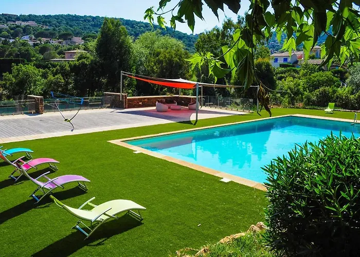 La Romeo, Piscine Et *