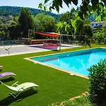 La Romeo, Piscine Et *