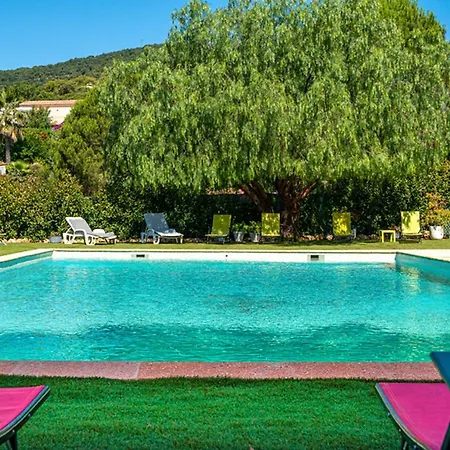 La Roméo, Piscine Et