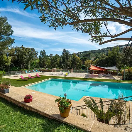 La Roméo, Piscine Et Appartement *